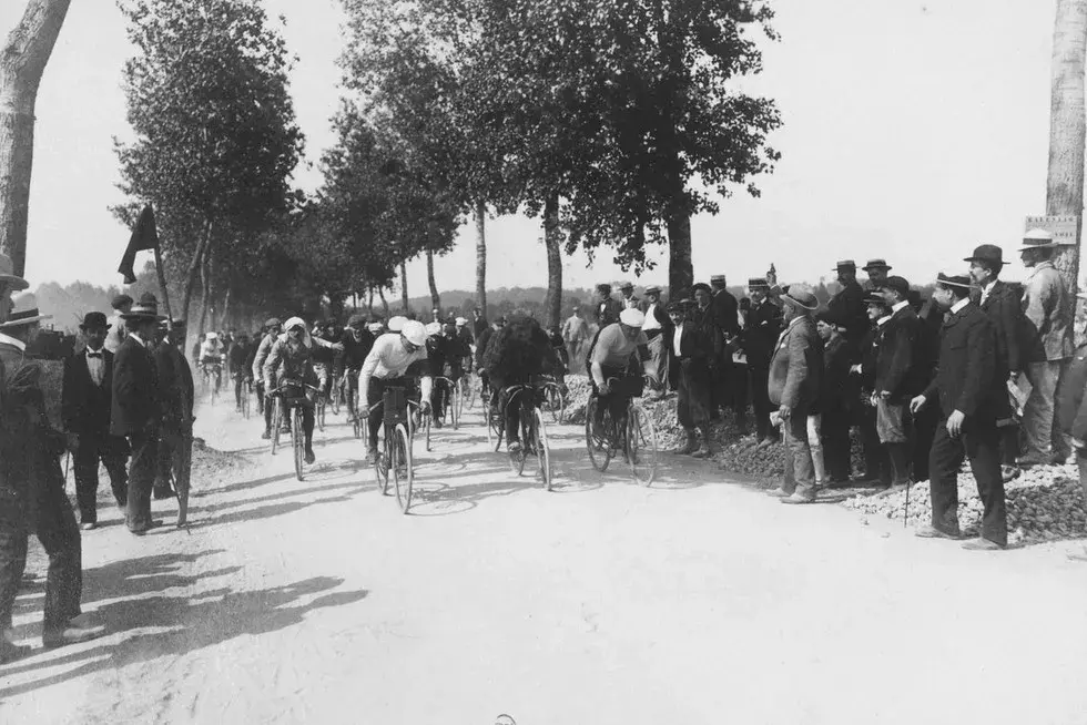 Kto wynalazł rower? Historia, która zmieniła świat transportu