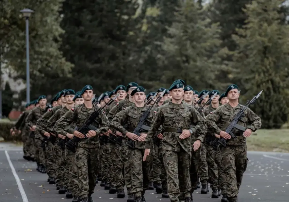 Pułk wojskowy - jak go czytać bez anachronizmów?