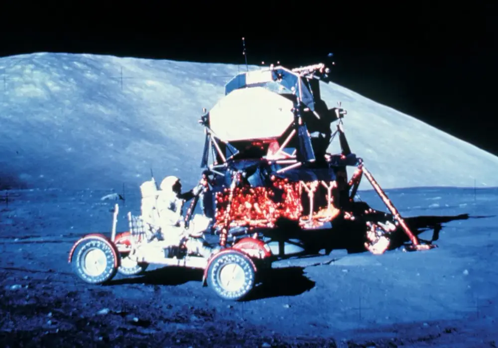 Lądowanie na Księżycu - Prawda o misjach Apollo i Luna