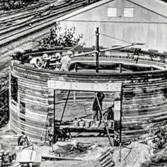 Kto wynalazł beton? Poznaj fascynującą historię tego materiału budowlanego