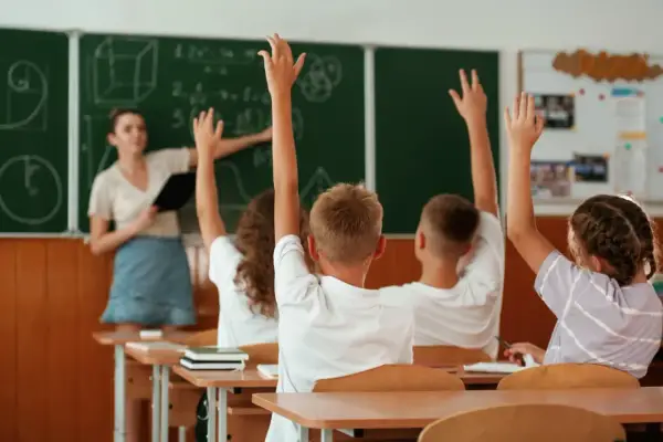 19 maja - więcej niż data. Święta, historia, nauka w pigułce