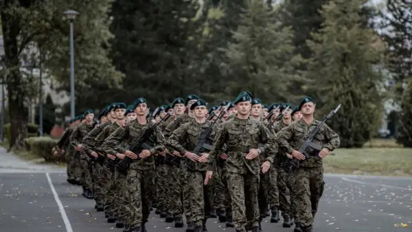 Pułk wojskowy - jak go czytać bez anachronizmów?